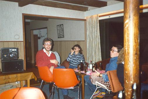 hojaa19.JPG (33521 bytes)