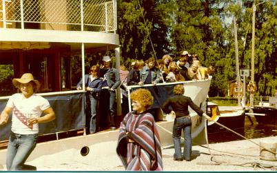 hojaa23.JPG (32803 bytes)