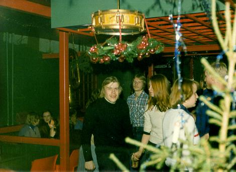 hojaa41.JPG (31455 bytes)