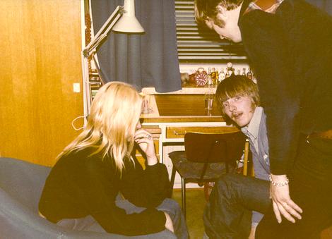 hojaa42.JPG (25838 bytes)